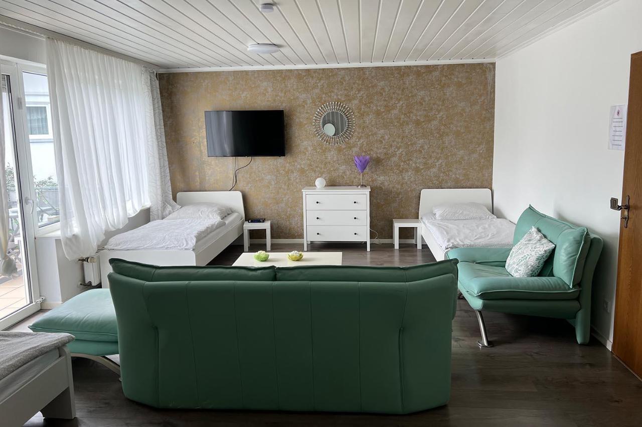 Cozy Worker Apartments 니더카젤 외부 사진