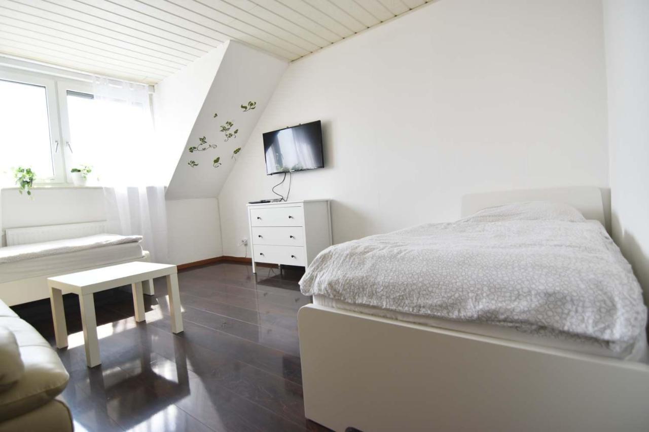 Cozy Worker Apartments 니더카젤 외부 사진
